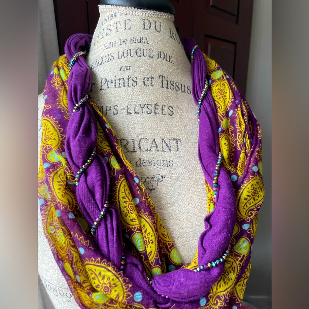 CATO Unique Infinity Paisley Beaded Purple Scarf